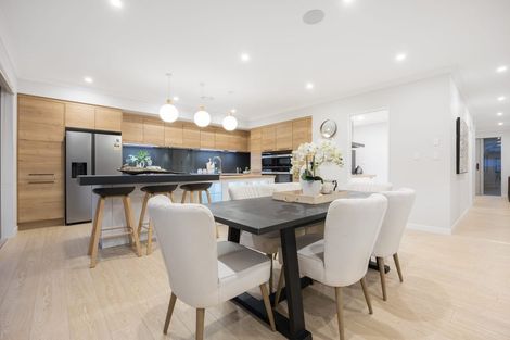 Photo of property in 8 Kina Place, Long Bay, Auckland, 0630