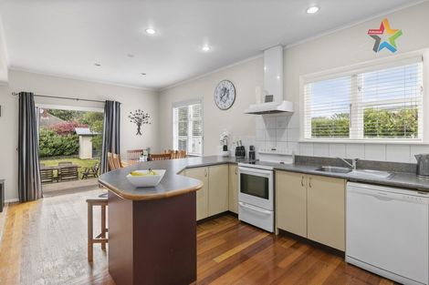 Photo of property in 11 Godley Street, Waterloo, Lower Hutt, 5011