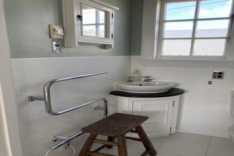 Photo of property in 81 Main Road, Redcliffs, Christchurch, 8081