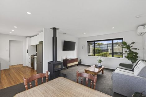 Photo of property in 1 Ranfurly Street, Frankleigh Park, New Plymouth, 4310