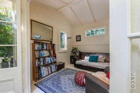 Photo of property in 76 Awaroa Road, Helensville, 0800