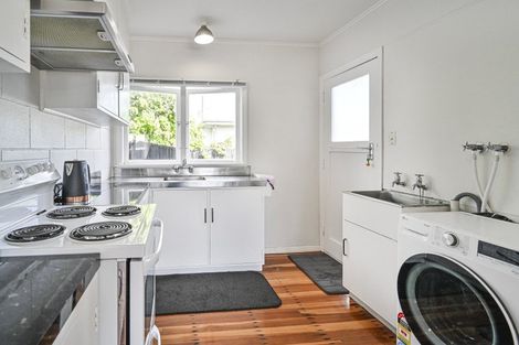 Photo of property in 2/204a Park Road South, Akina, Hastings, 4122