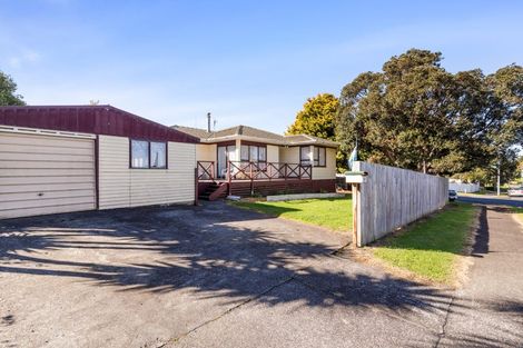 Photo of property in 72 Finlayson Avenue, Clendon Park, Auckland, 2103