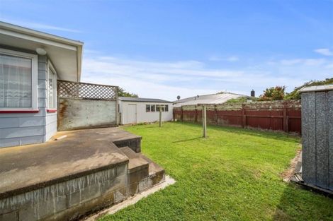 Photo of property in 2 Campbell Street, Hawera, 4610