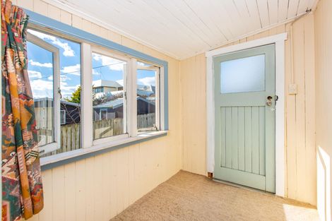 Photo of property in 29 Wallis Street, Raglan, 3225