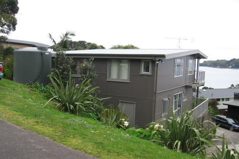 Photo of property in 30a Tutaritari Road, Hahei, Whitianga, 3591