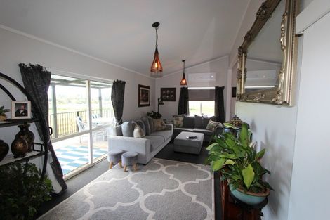 Photo of property in 18 Jens Andersen Road, Norsewood, 4974