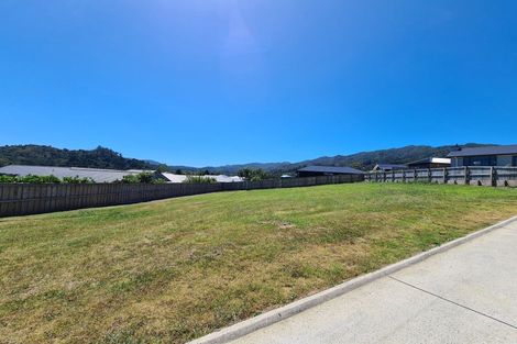 Photo of property in 1 Cherry Lane, Coromandel, 3506