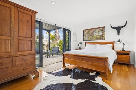 Photo of property in 5 Caversham Drive, Torbay, Auckland, 0630