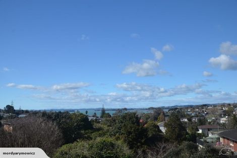 Photo of property in 3 Redcoat Place, Cockle Bay, Auckland, 2014