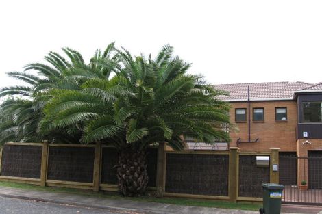 Photo of property in 1/1 Milford Park Place, Milford, Auckland, 0620