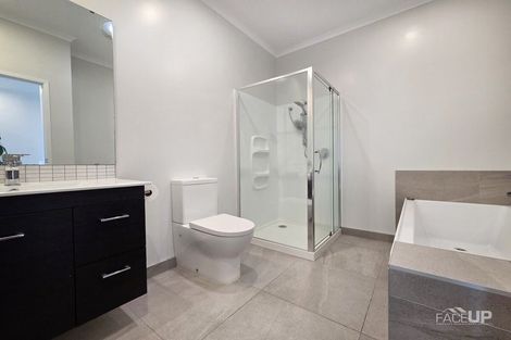 Photo of property in 83c Hobsonville Point Road, Hobsonville, Auckland, 0616