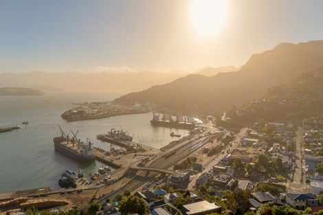 Photo of property in 30 Gilmour Terrace, Lyttelton, 8082