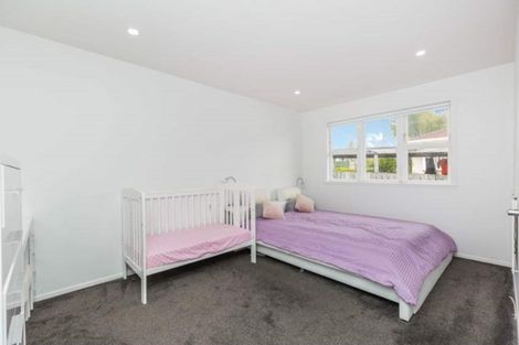 Photo of property in 190 Rathgar Road, Henderson, Auckland, 0610
