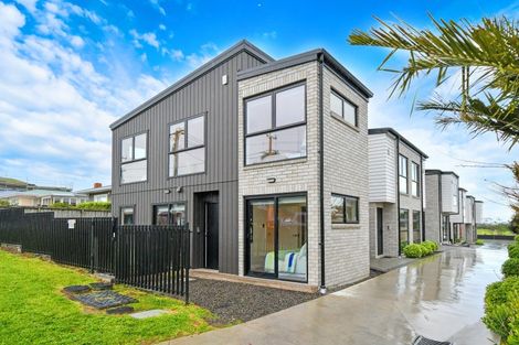 Photo of property in 1/30 Wellesley Road, Mangere Bridge, Auckland, 2022
