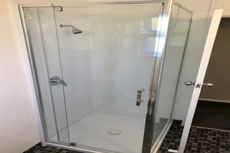 Photo of property in 92 Kowhai Street, Naenae, Lower Hutt, 5011