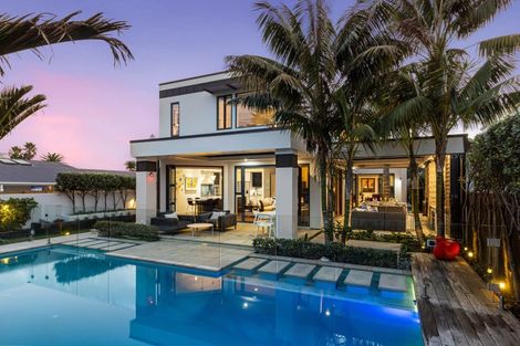 Photo of property in 361 Hibiscus Coast Highway, Orewa, 0931