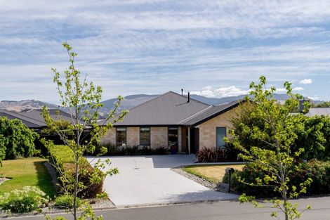 Photo of property in 8 Silver Springs Boulevard, Mosgiel, 9024