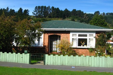 Photo of property in 24 Ainslee Place, North East Valley, Dunedin, 9010