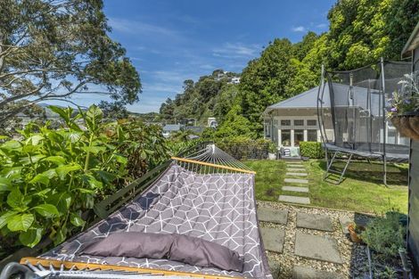 Photo of property in 96 Tio Tio Road, Seatoun, Wellington, 6022