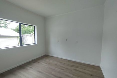 Photo of property in 113 Foster Road, Kumeu, 0891