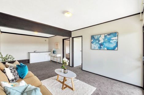 Photo of property in 155 Chelsea View Drive, Chatswood, Auckland, 0626