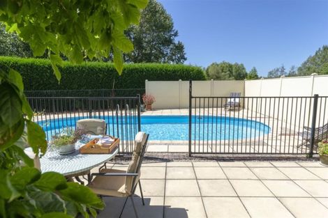 Photo of property in 44 Somerset Drive, Oxford, 7495