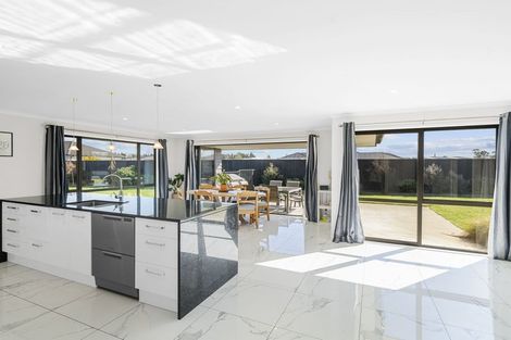 Photo of property in 51 Bethany Road, Rolleston, 7614