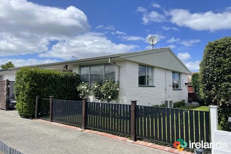 Photo of property in 1/176 Grimseys Road, Redwood, Christchurch, 8051
