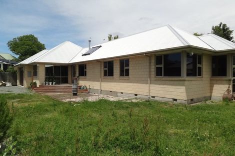 Photo of property in 99 Windermere Road, Papanui, Christchurch, 8053