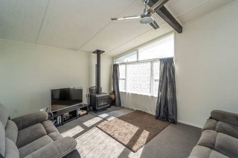 Photo of property in 15 Hardie Grove, Featherston, 5710