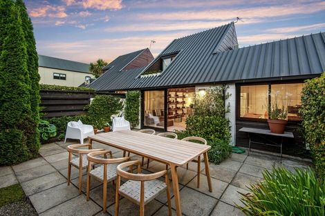 Photo of property in 16 Office Road, Merivale, Christchurch, 8014