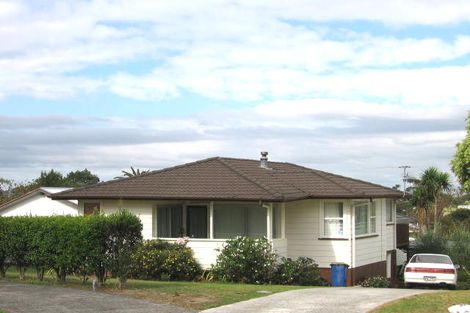 Photo of property in 14 Prior Place, Glendene, Auckland, 0602