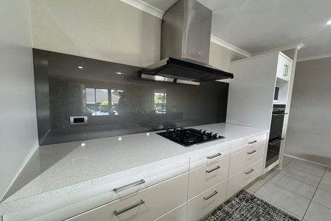 Photo of property in 8 Harris Drive, Silverdale, 0932