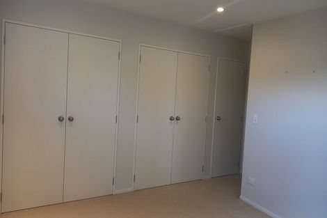 Photo of property in 2/7 Delisle Place, Windsor Park, Auckland, 0632