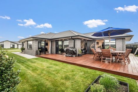 Photo of property in 4 Hapua Lane, Pegasus, 7612