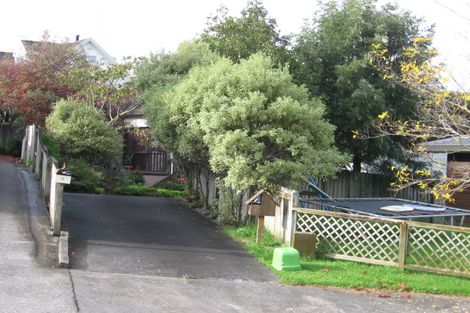 Photo of property in 8 Jay Court, Botany Downs, Auckland, 2010