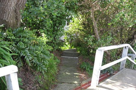 Photo of property in 16 Henry Street, Kilbirnie, Wellington, 6022