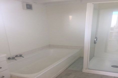 Photo of property in 4 Lake Road, Devonport, Auckland, 0624