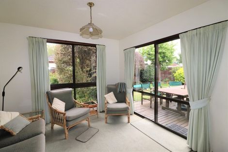 Photo of property in 7 Karnak Crescent, Russley, Christchurch, 8042