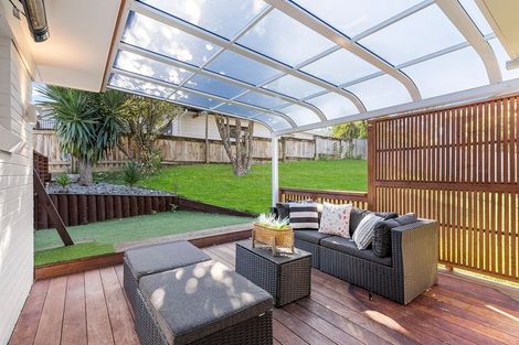 Photo of property in 4/112 Gossamer Drive, Pakuranga Heights, Auckland, 2010