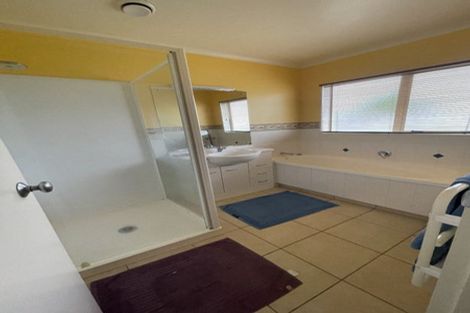 Photo of property in 37 Richfield Crescent, Westgate, Auckland, 0614