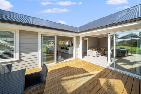 Photo of property in 1199 Egmont Road, Egmont Village, New Plymouth, 4372