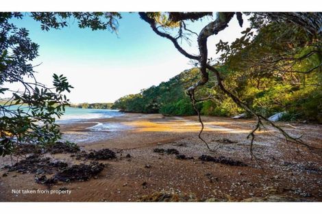 Photo of property in 15 Bush Point Road, Kerikeri, 0294