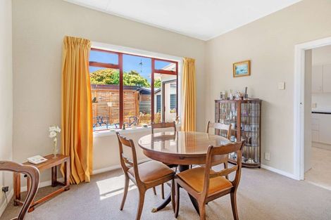 Photo of property in 18 Parkes Avenue, Saint Johns Hill, Whanganui, 4501