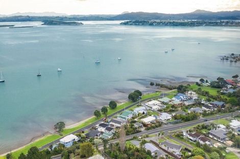 Photo of property in 10 Waikaraka Beach Road, Tamaterau, Whangarei, 0174
