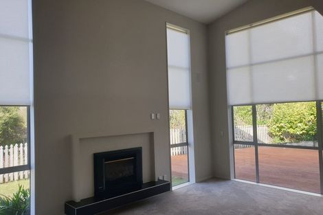 Photo of property in 36 Borneo Drive, Fairview Heights, Auckland, 0632