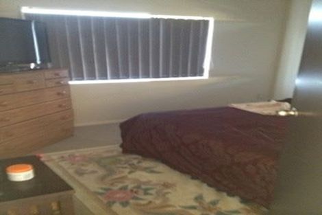 Photo of property in 11 Riverglade Parkway, Te Atatu South, Auckland, 0610