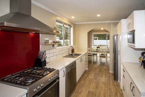 Photo of property in 22 Kupe Drive, Carterton, 5713