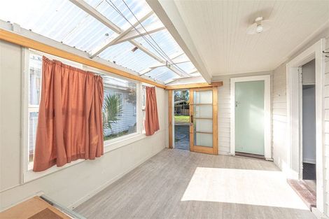 Photo of property in 8 Gurr Place, Aramoho, Whanganui, 4500